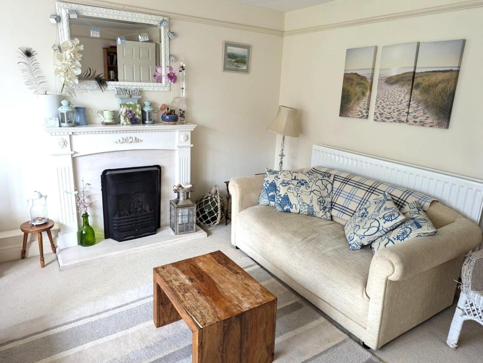 Georgian 2 Bedroom Apartment In Chichester With Free Parking - Chichester Holiday Properties מראה חיצוני תמונה